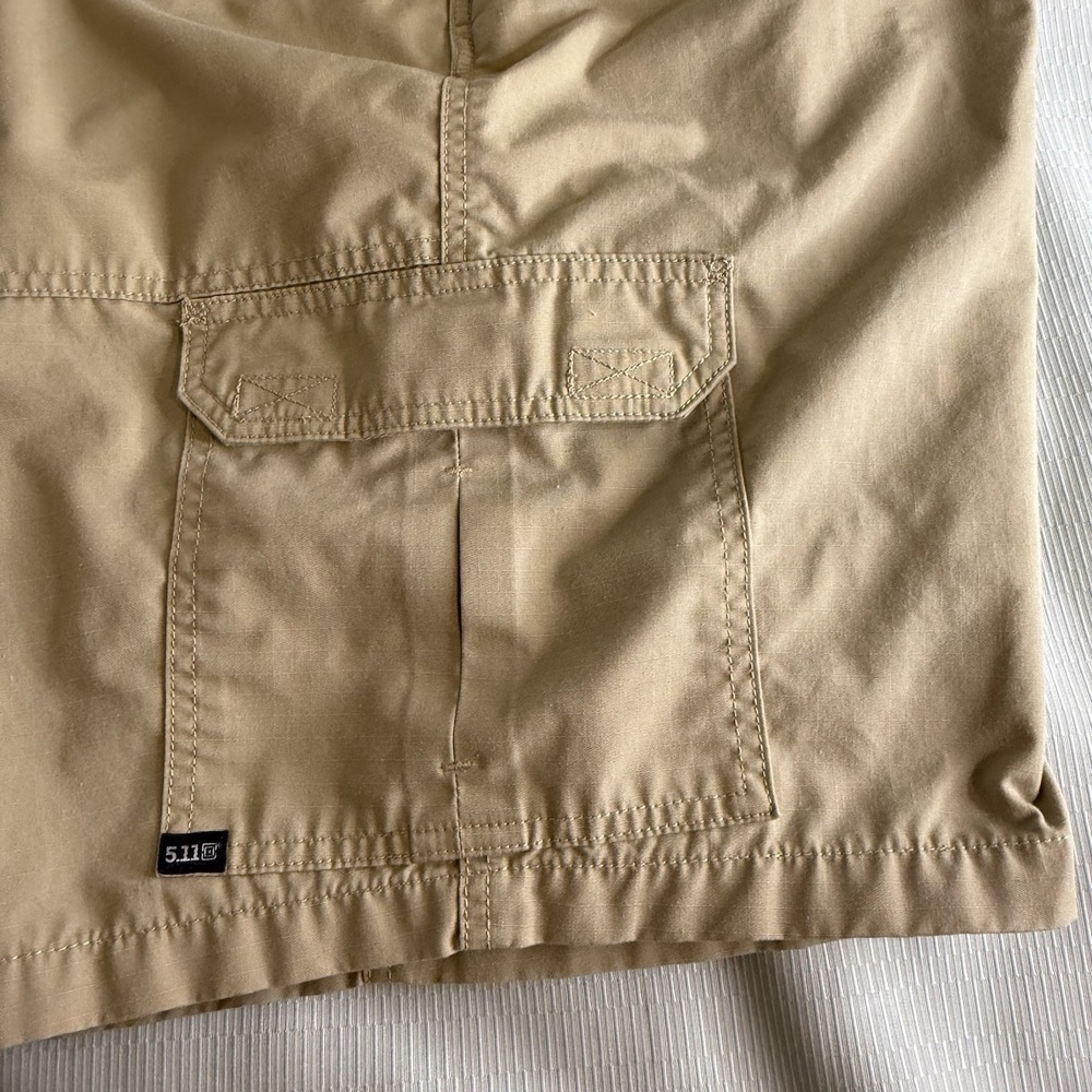 511 Tactical Shorts Mens 40 Tan Cargo Pocket Elastic Waist 10 Inch Inseam Canvas - Picture 10 of 14